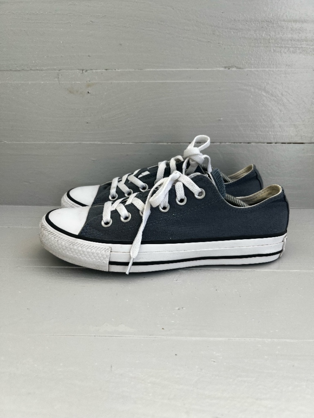 Converse Chuck Taylor All Star OX Sneaker, Women’s 7 Blue Grey